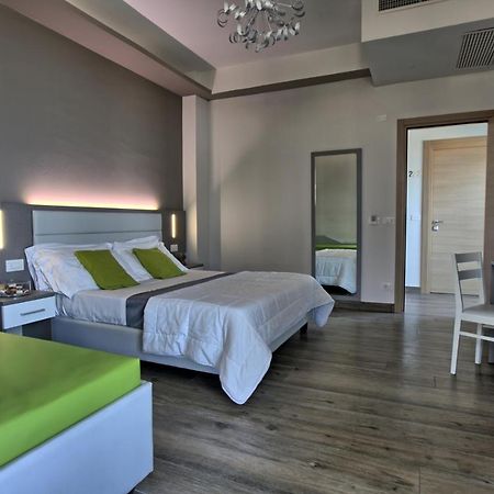 Gfh - Hotel Sole Resort & Spa Marotta Buitenkant foto